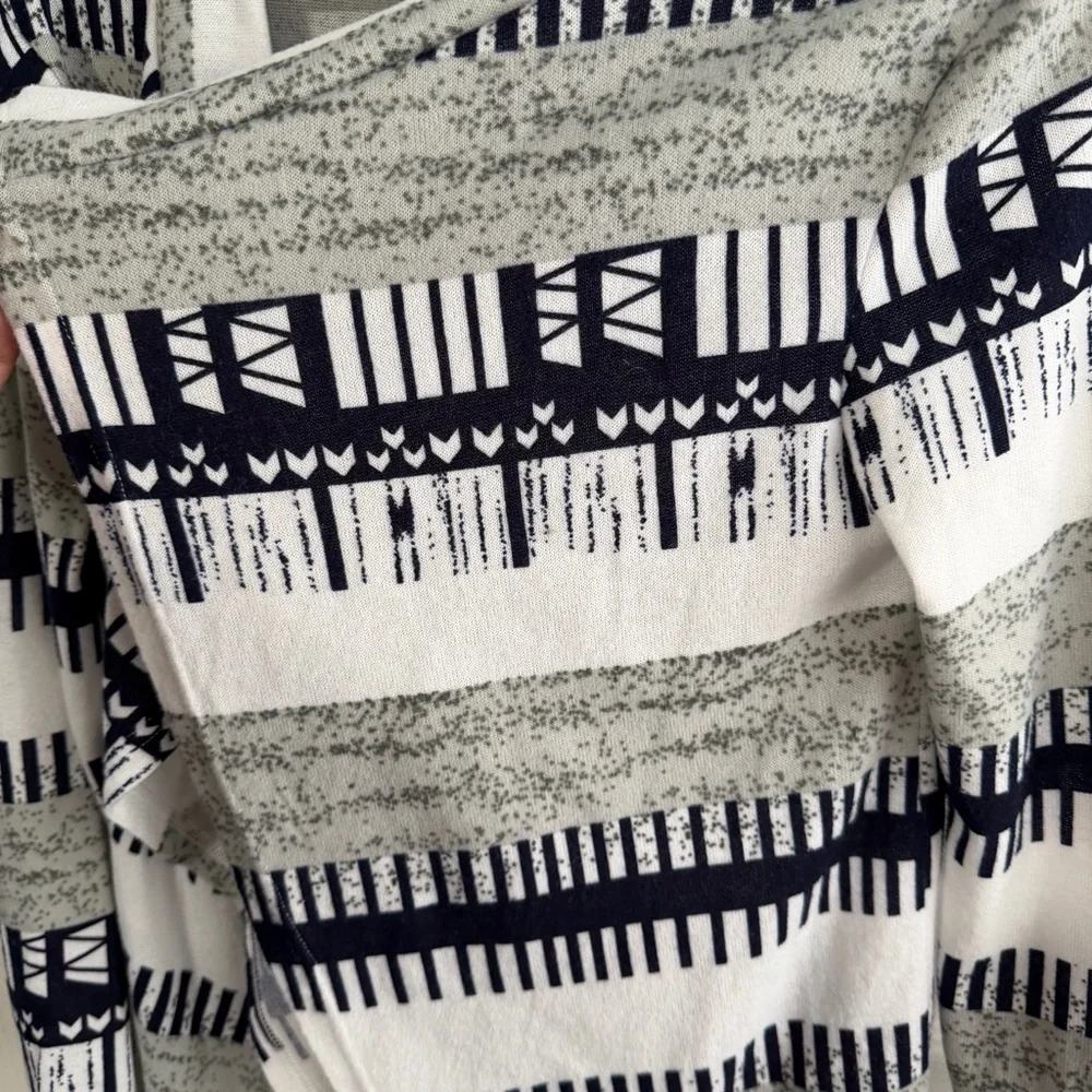 Multicolor‎ geometric open front cardigan size XL